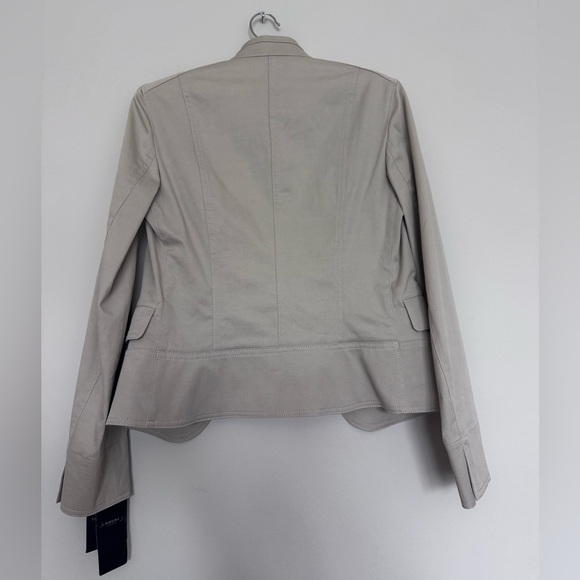 NWT Burberry jacket - 38 - Picture 3 of 12